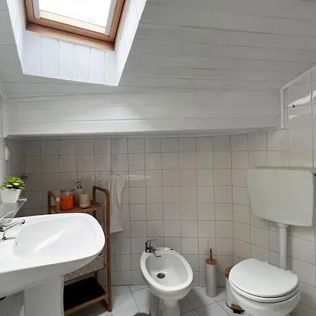 Typical At Se Velha Square Apartment Coimbra
