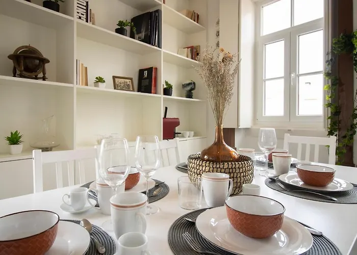 Typical At Se Velha Square Κοΐμπρα