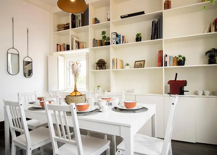 Typical At Se Velha Square Διαμέρισμα Κοΐμπρα